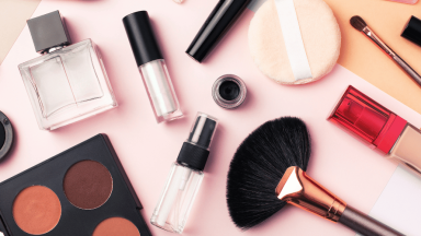 Natural makeup tutorial for everyday minimalist look: tips